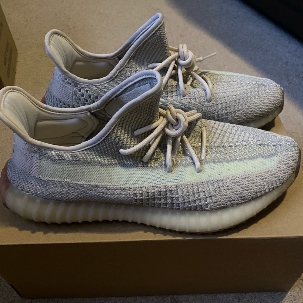 Yeezy 350 Boost Citrin Sneakers